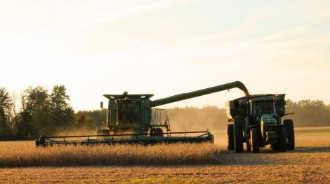 Moissonneuse agriculture PxHere 10/02/2025
